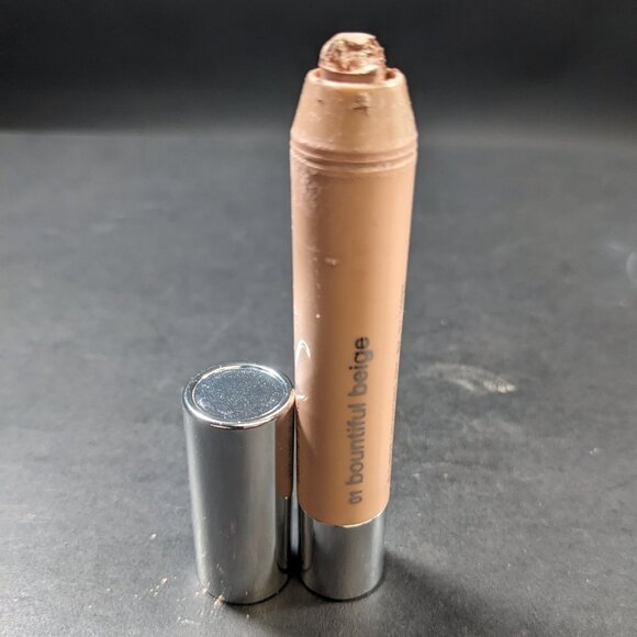 Clinique Bountiful Beige Chubby Stick shadow tint for eyes - Picture 1 of 1